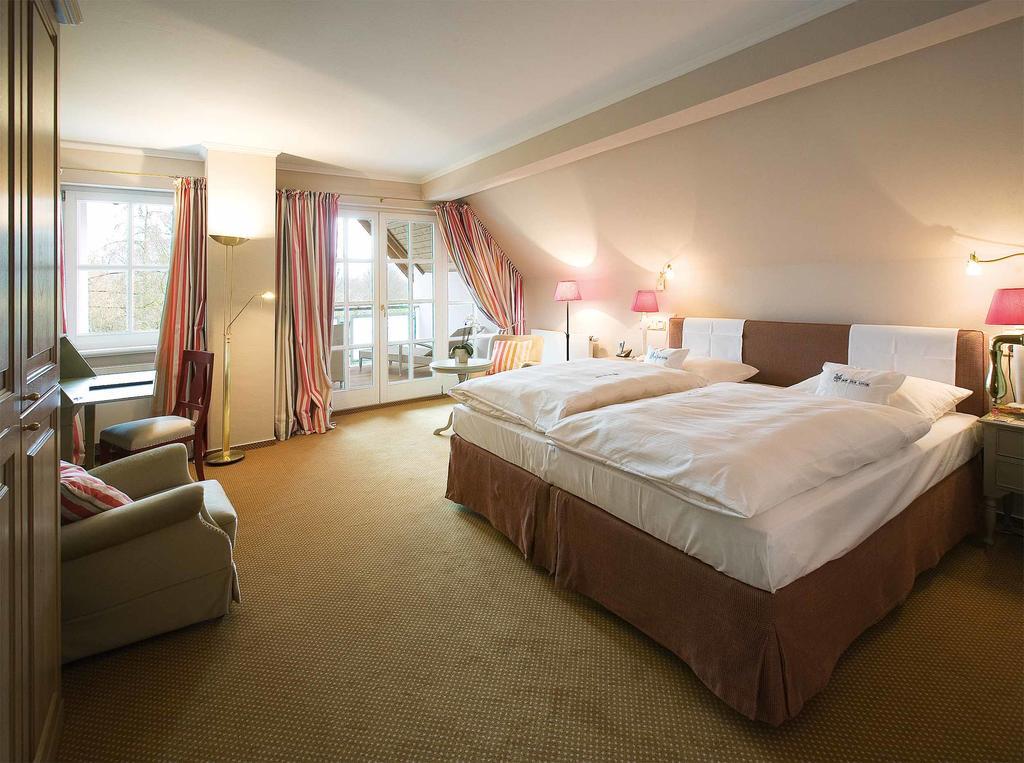 Deluxe Junior Suite,402109362:JPEG